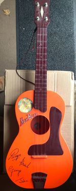 BEATLES TOY GUITAR ORIGINAL 60'S SELCOL NEW BEAT