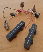 EMG JV active bass pickups, for Jazz Bass, black covers