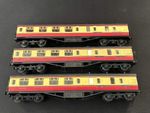 3x Airfix GMR LMS Brake 3rd Coaches M5542M BR Crimson Cream OO Gauge
