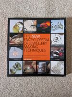 The New Encyclopedia of Jewellery Making Techniques by Jinks McGrath Paperback