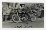 ISLE OF MAN TT WINNER GEOFF DUKE GENUINE HAND SIGNED PHOTOGRAPH - IoM MANX T.T.