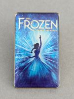 Disney Frozen The West End Musical - Pin Badge  (+Olaf Keyring)