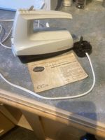 Sunbeam Handy mix Mix Master With Original 1974 Guarrantee