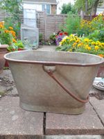 Sarah Ravens Metal Planter 