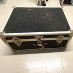 Black Large Flight/Road Case Wood & Aluminium Edging, Latches, Handle 68x50x32cm
