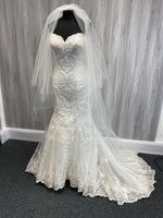 Ivory Lace Mermaid Wedding Dress With Sweetheart Neckline Long Train Size S PB