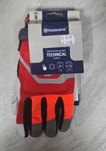 Husqvarna Technical 20 Chainsaw Gloves With Saw Protection Medium Size 9