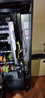 Crane Snacks and drinks accepts the new £1