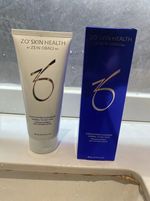 UK ZO SKIN HEALTH Exfoliating Cleanser -200ml