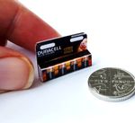 DOLLS HOUSE MINIATURE 1:12 * BATTERIES PACK * COMBINED P+P