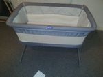 Chicco Next2Me Forever 3-in-1 Bedside Cot Ash Grey with Two White Fitted Sheets