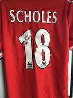 Man Utd Superb Paul Scholes Handsigned Home Strip with coa