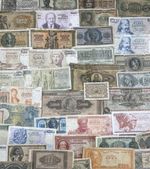 GREEK DRACHMA BANKNOTES - CHOICE OF NOTE AND CHOICE OF STYLE - GREECE