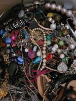 Large Joblot 50x Costume Jewellery Items Resell Bundle Vintage Retro And Modern