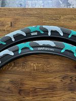 VANS MTB Tyres 29” x 2.1 Knobby Clincher Pair Black/White/Green A652-02