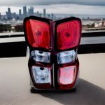 Tail Lamp Rear Pair Light Genuine Part Fit Isuzu D-max Pickup  2021 +  .New