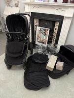 Mamas & Papas Raven black Occaro Pushchair Bundle with Bassinet and Accessories