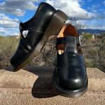 Vintage dr martens 8334 platform t-bar chunky Mary Jane’s.