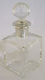 STERLING SILVER TOPPED BRANDY WHISKY NOGGIN DECANTER 1986 BARWARE