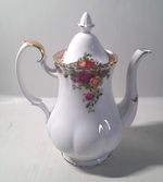 Royal Albert Old Country Roses Coffee Pot VGC