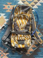 Camelbak 1.5 L Mountain Sports hydration storage backpack Yellow