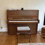 Welmar Upright Piano 88 Keys 3 Pedals Brown Wood Finish Wood Material
