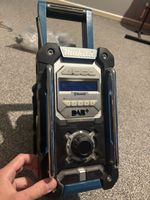 Makita DMR112 Bluetooth DAB Radio 18v. BATT NOT INCLUDED