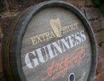 GUINNESS EXTRA  STOUT ADVERTISING WOODEN BARREL TOP WALL HANGING PUB BAR DISPLAY
