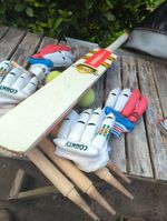 Gray-Nicolls ‘Powerbow’ Cricket Bat, Stumps, Bails, Balls, Gloves. Set.