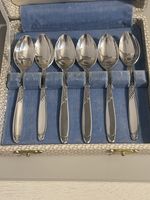 Vintage Yeoman Teaspoons Silver Plated X6 Floral Original Box Blue Velvet Lined 