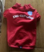 Dog Track Suit Top. ENG-GRR-LAND. SIZE LARGE. Red.