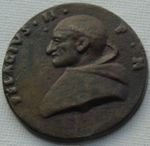 17thC Pope Pelagius II Keys of Heaven to St Peter Bronze Medal, 40mm 30.68g