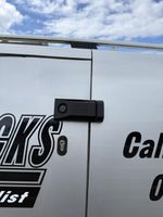 VAN,CAMPER WIRELESS ALARM WITH SHOCK SENSOR .Mimics a Lock.  113db SIREN