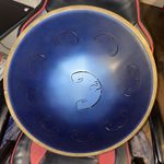 RAV VAST 20 INCH INDIGO BLUE STEEL DRUM D CELTIC MINOR AND RAV VAST CARRY CASE 
