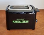 Star Wars The Mandalorian 2-Slice Toaster – Black