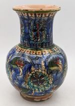 PALESTINE IZNIK STYLE POTTERY VASE c1920s Karakashian-Balian 9.4 Inches