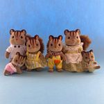 Sylvanian Families “Walnut” Squirrel Family – 6 Figures Including Babies