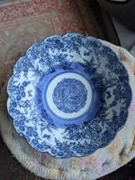 Japanese Bowl with Blue and White Decorative Porcelain Tableware