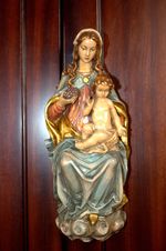 ANTIQUE 10.4" HAND CARVED WOOD OUR LADY QUEEN OF HEAVEN JESUS WALL HIGH RELIEF
