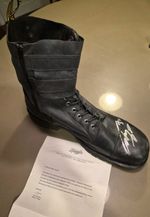 SHAQ SHAQUILLE O'NEAL Sz22 Autographed Shoe Dr. Doc Martens SHAQ authenticated