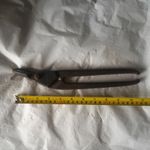 Vintage Gilbow 69-11 inch Tin Snips - Sheffield England. Very good condition.