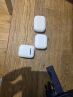 3 Pairs Of Apple Pods Untested.