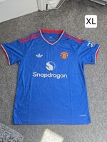 Manchester United Away Shirt. Size XL