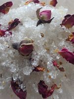 ROSUM DEVOTIA BATH SALTS | Rose, Myrrh & Benzoin | 300g