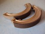 TRIUMPH FRONT BRAKE SHOES 8"   W1410/11  1958-65 6T TIGER110 T120 BONNEVILLE