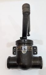 Vintage THE BRITON 'B' T-SHAPE DOOR CLOSER PATENT 621457747  Dec 1960