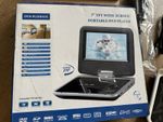 7 Inch TFT WIDE-SCREEN PORTABLE DVD PLAYER with Swivel Screen