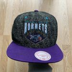 Mitchell & Ness Charlotte Hornets Snapback Cap Adjustable NBA Grey Purple