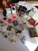 VINTAGE DOLLS HOUSE KITCHEN FURNITURE AND ORNAMENTS