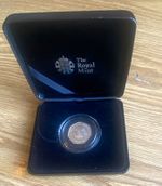 The Royal Mint Plastic Black Presentation Coin Case with Capsule & Coin